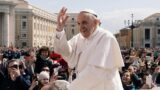 Morte Papa Francesco, come raggiungere Piazza San Pietro: potenziati bus e metro