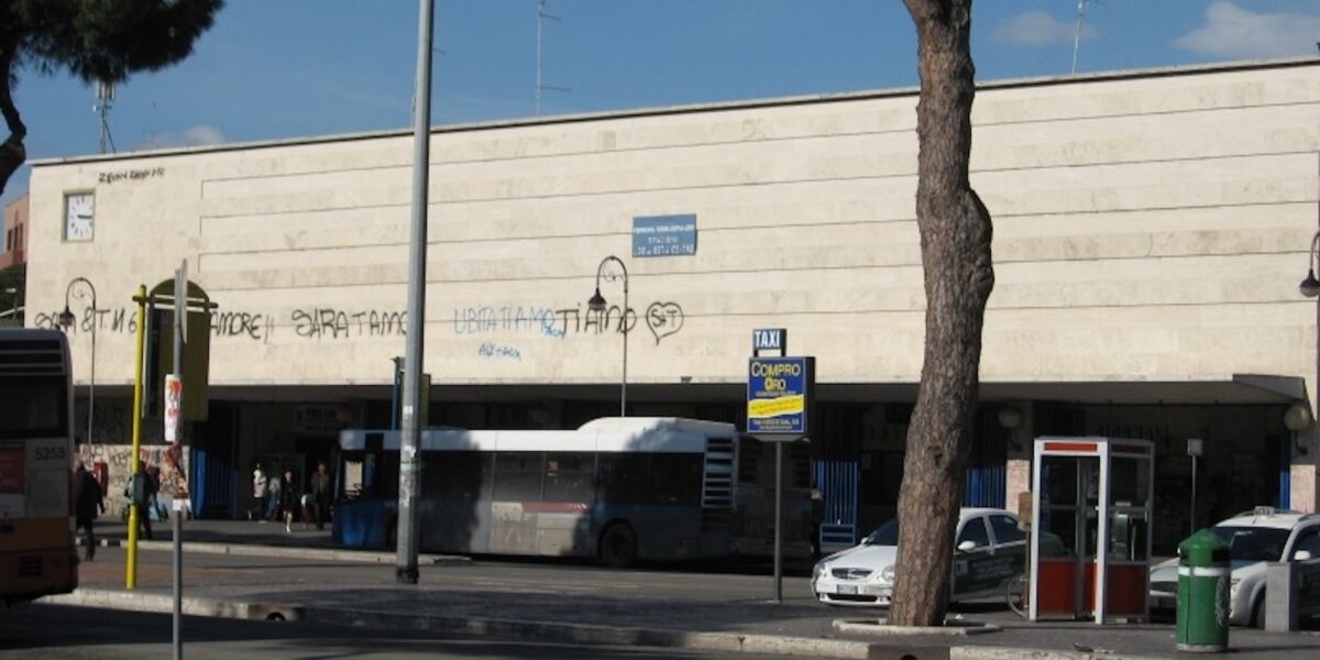 Stazione Ostia Lido Centro