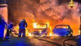 Santa Marinella, auto a fuoco nella notte (FOTO)