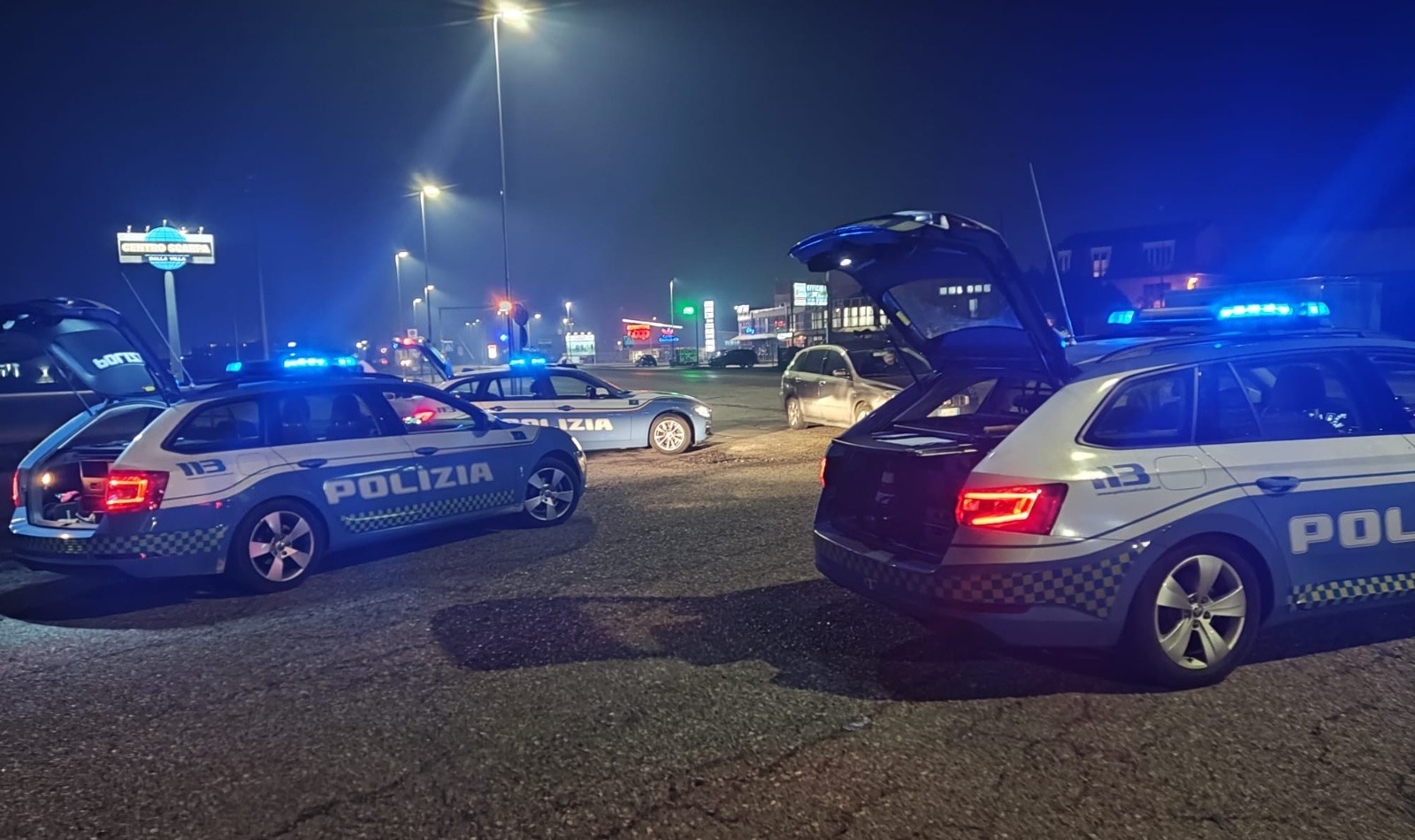 210 kg di droga in autostrada a Roma