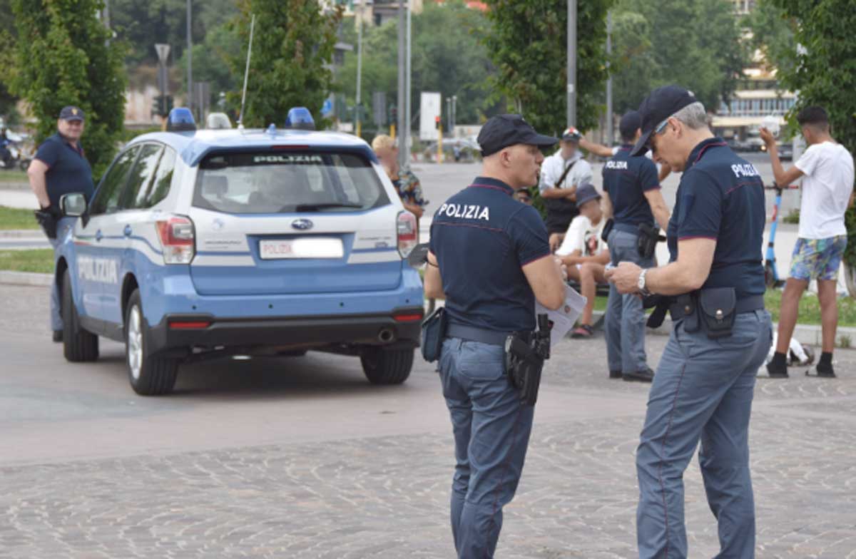 Anzio, Polizia in azione ai Padiglioni