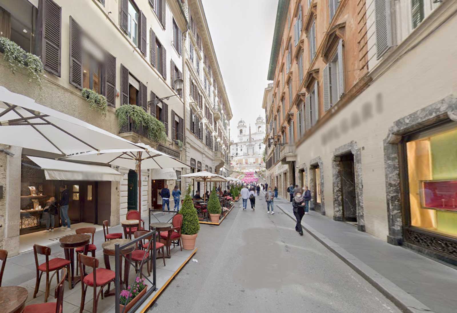 Roma, via dei Condotti, la 'stella' più luminosa del tridente capitolino