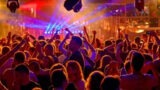 Ostia senza discoteche, il Comune in ritardo con i permessi: scoppia la rivolta