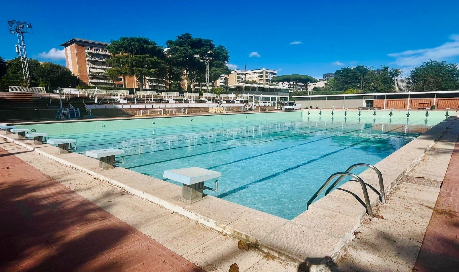 Piscina delle Rose all'Eur