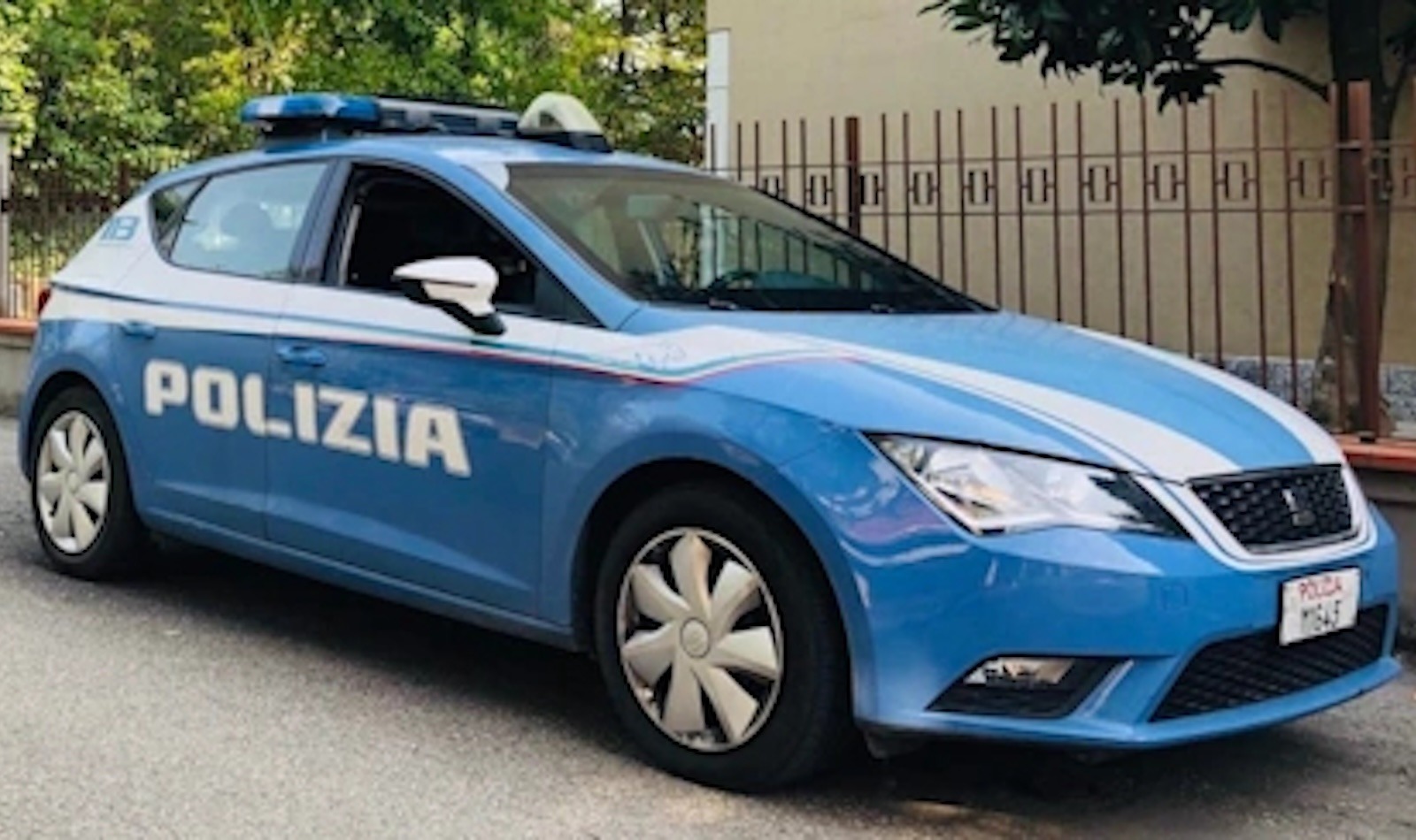 Arresto polizia per violenza sessuale aggravata
