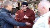 Renato Zero torna nella ‘sua’ Montagnola: la visita speciale in edicola (FOTO)