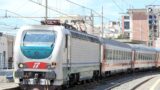 Fermi i treni sulla Roma-Cassino: una persona investita sui binari