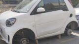 La ‘banda delle Smart’ colpisce ancora a Roma nord: ruba gomme, cerchioni, ma non solo