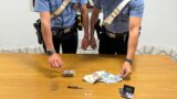 Pomezia, in giro con la cocaina: in casa l’hashish, arrestato 34enne