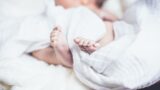 Pedopornografia, abusi sessuali su neonati e bambini: 2 arresti e 8 perquisizioni tra Roma e Napoli