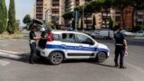 Roma, entra nella scuola e la occupa: denunciato 35enne