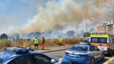 Maxi incendio a Settecamini, fuoco e fiamme a ridosso della abitazioni