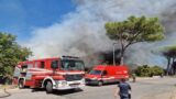 Guidonia, ordinanza del sindaco: “Interdetta al passaggio e alla sosta l’area interessata dall’incendio”
