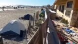 Ostia, furti, prostituzione e degrado sulle spiagge: l’ex ufficio tecnico diventa il ‘covo’ dei malviventi