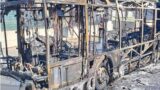 Laurentina, in fiamme bus Tpl: colonna di fumo nero a Roma Sud