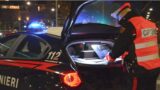 Ciampino, lite in famiglia, donna di 65 anni uccide un fratello a coltellate e ferisce l’altro