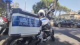 Roma, parcheggiatori abusivi scatenati, ecco i luoghi preferiti: ospedali e grandi eventi, 10 fermati in pochi giorni