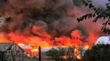 Fiumicino, incendio nel cantiere navale. La polizia locale: “Rogo partito dall’esterno”