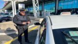 Fiumicino, 10 Ncc e 5 tassisti sanzionati per attività illecità: 3 persone denunciate per tentato furto al duty free