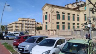 Roma paga 553mila € di bollette agli occupanti dell’ex Colonia di Ostia: FdI inchioda il Campidoglio e Gualtieri