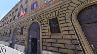 Carceri sovraffollate, Regina Coeli al 185%: allarme suicidi e governo assente