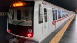 Roma, furto in metro: finge di chiedere indicazioni e sfila il portafogli