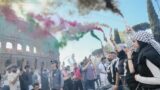 Roma, rompe il bacino al poliziotto durante la manifestazione pro-Palestina: il giudice lo ‘spedisce’ a casa