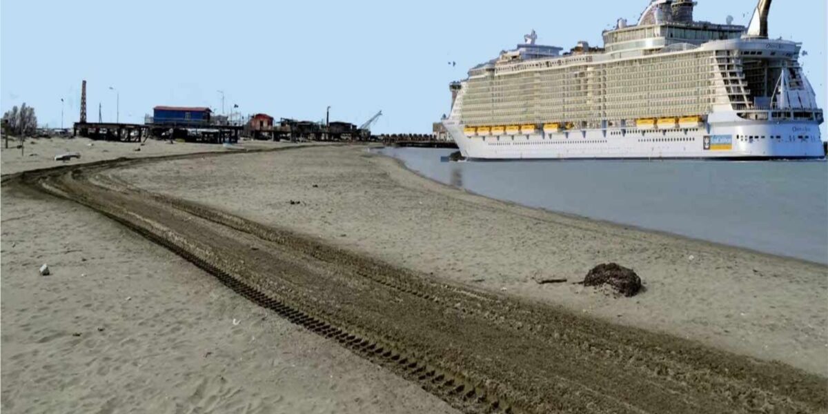Simulazione dell'Oasis alta 72 metri realizzata dal comitato Tavoli di Porto 81 metri al vecchio faro di Fiumicino