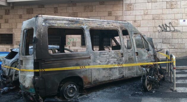Incendio auto Monteverde
