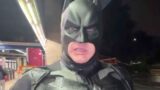 Batman a Roma: chi è davvero l’eroe avvistato per le strade?