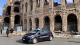 Roma, banda incubo nel centro storico: minacciavano i turisti con un coltello, arrestati