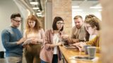 Italia, il lavoro è una priorità per 3 giovani su 10