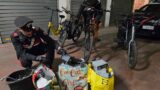 Roma, si impossessa di un monopattino ma il GPS lo incastra: scoperto ‘mercatino’ di oggetti rubati
