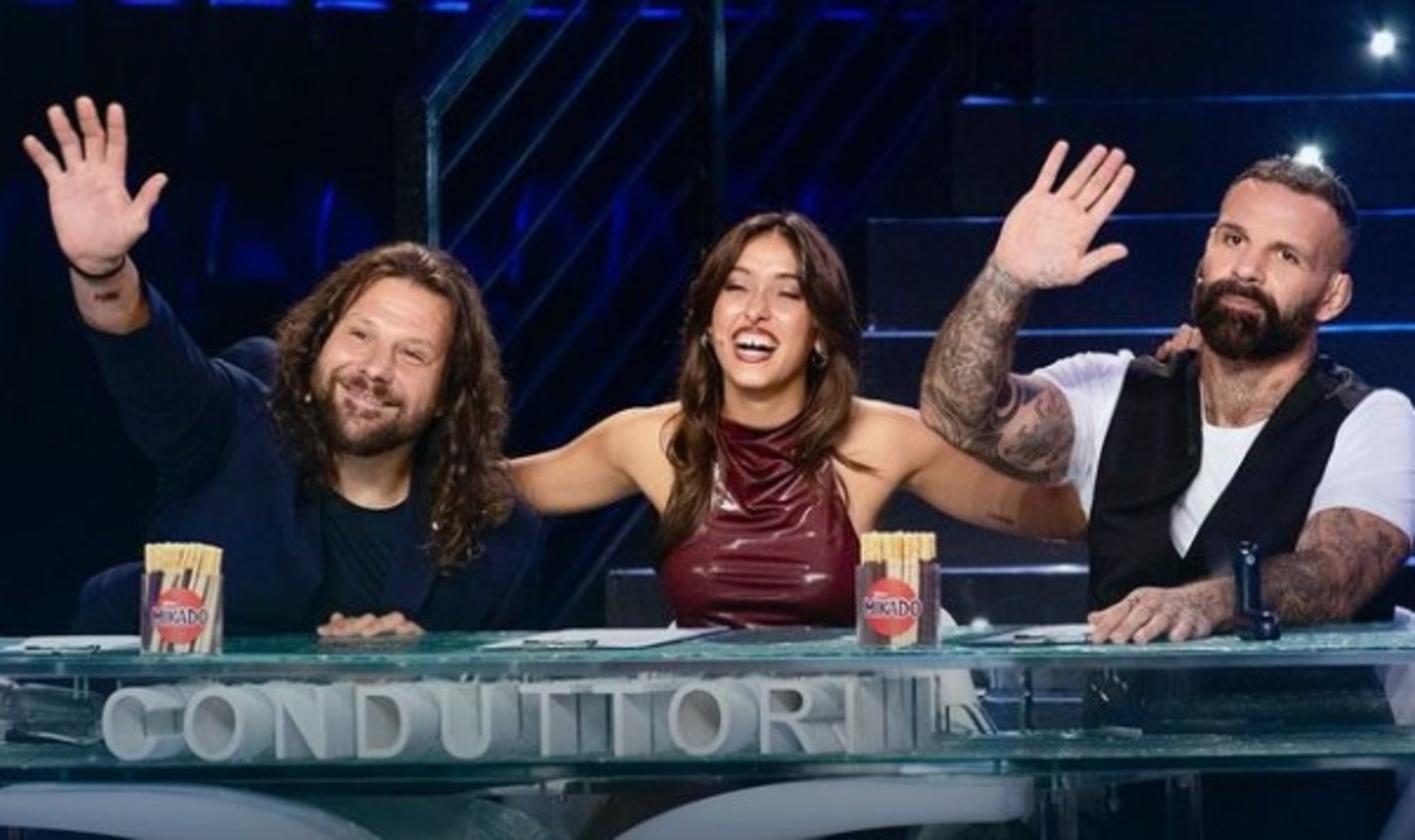 Conduttori Tu si que vales stasera in diretta