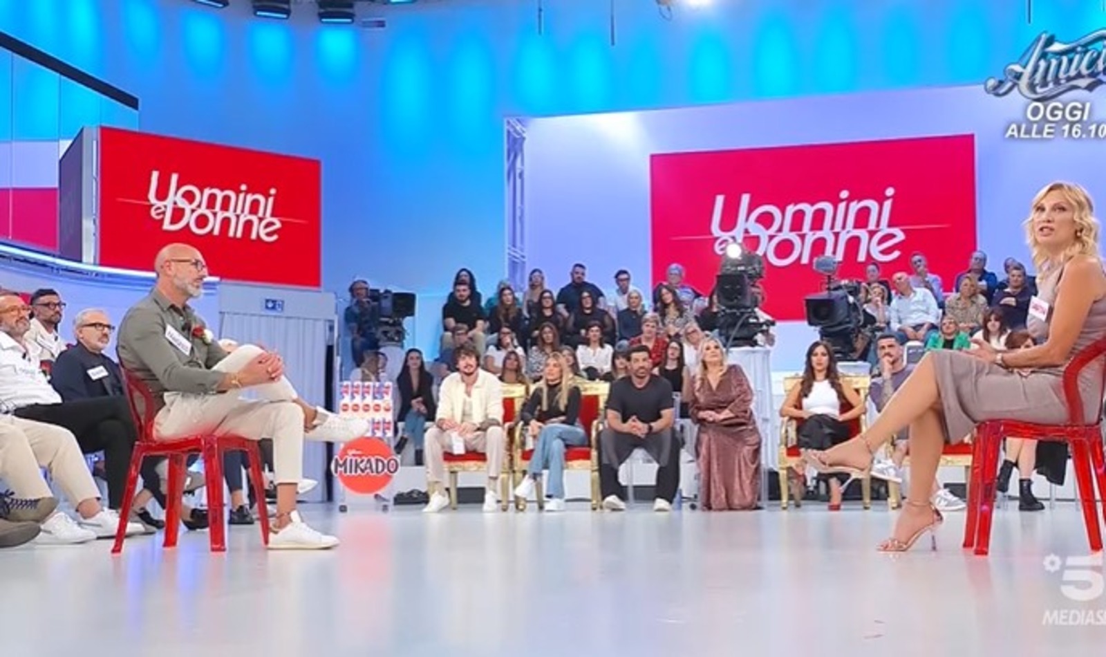 Francesco e Sabrina al centro studio di Uomini e Donne