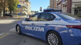 Roma, entra in farmacia e minaccia i dipendenti: “Datemi l’incasso”