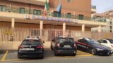 Tentano omicidio a Nettuno, madre e figlia aggredite in casa: ex compagno arrestato