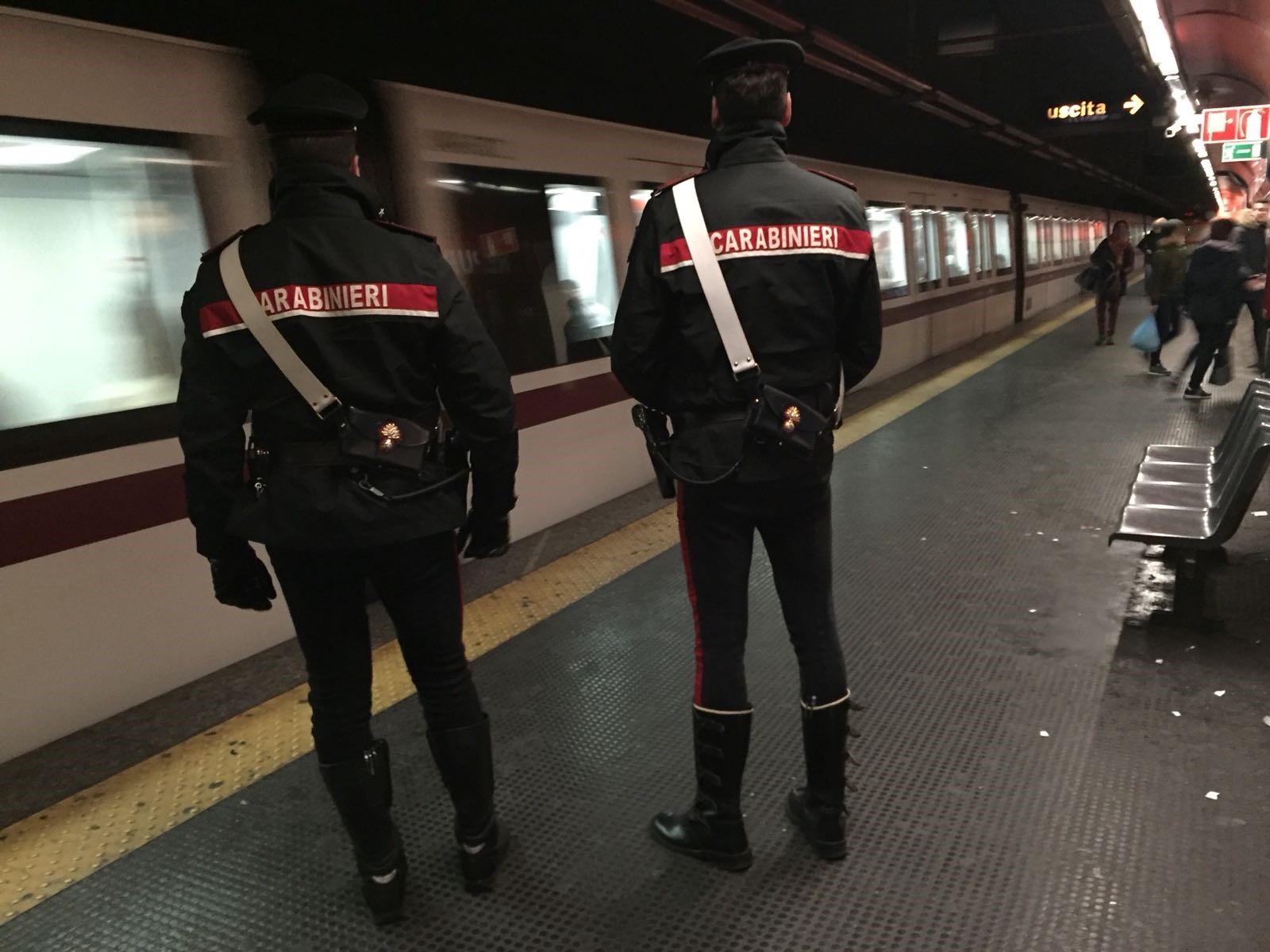 Borseggi sulle metro e in Centro a Roma