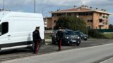 Tivoli e Guidonia, controlli dei carabinieri: 2 denunciati, un uomo colpisce un militare