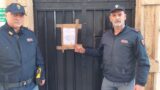 Terracina, furiosa rissa con lancio di sassi tra giovani clienti: chiuso noto locale