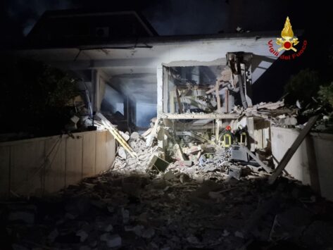 Esplosione villa ad Aprilia
