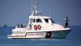 Fiumicino, la Capitaneria di porto salva 5 persone a largo di Focene