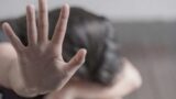 Ariccia, studentessa molestata e palpeggiata durante il veglione di Capodanno: fidanzato preso a schiaffi