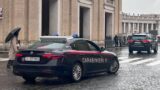 Roma, terrore in strada: coppia aggredita a martellate
