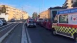 Roma, ambulanze bloccate dal traffico: polemiche sulla ciclabile