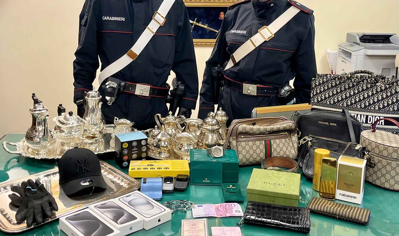 Roma, furto e fuga