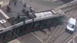 Roma, parcheggio selvaggio blocca un tram al Flaminio: indignazione social