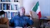 Grillo ottiene la gestione della spiaggia davanti alla sua villa: la denuncia di Assobalneari
