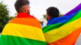 Roma, nuova aggressione a una coppia gay a Trastevere: cresce la violenza contro la comunità LGBTQIA+
