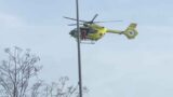 Fiano Romano, mangiafuoco avvolto dalle fiamme durante il Carnevale: paura tra la folla